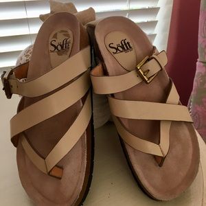 SOFFT SANDALS SLIP ON SOFT SOLE 6M VANILLA BEIGE.